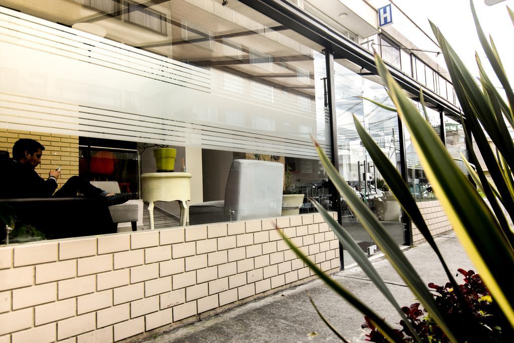 Terraza Hotel Bogota Bagian luar foto